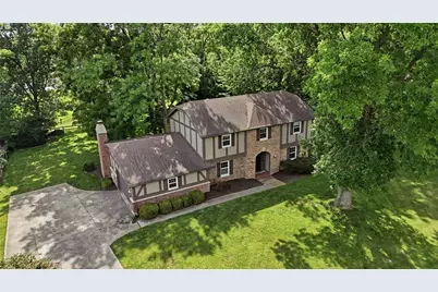 316 Beacon Court, Washington Twp, OH 45458 - Photo 2