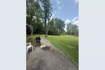 6725 Dayton Liberty Road, Jefferson Twp, OH 45417 - Photo 8