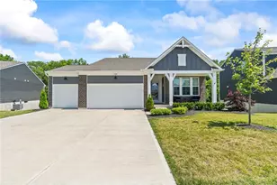 1189 Heathgate Wy, Fairborn, OH 45324 - Photo 1