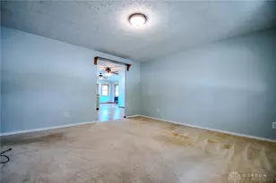 7240 Stonehurst Dr, Huber Heights, OH 45424 - Photo 20