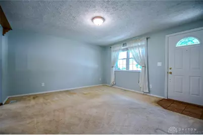 7240 Stonehurst Drive, Huber Heights, OH 45424 - Photo 14