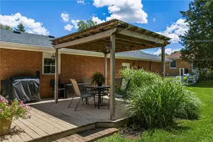 2616 N Emerald Dr, Beavercreek, OH 45431 - Photo 8
