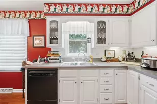 2221 Fiesta Dr, Troy, OH 45373 - Photo 24