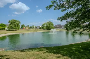 1935 Springwood Dr, Piqua, OH 45356 - Photo 4