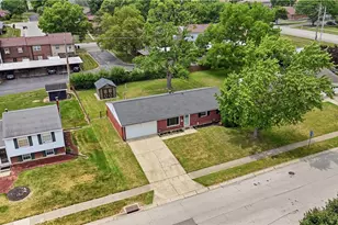 330 Westerly Hills Dr, Englewood, OH 45322 - Photo 2