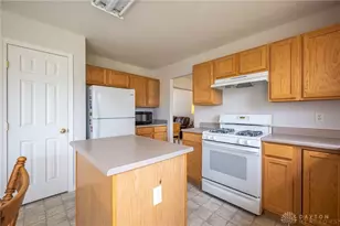 6643 Morrell Dr, Huber Heights, OH 45424 - Photo 10