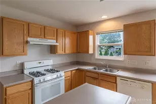 6643 Morrell Dr, Huber Heights, OH 45424 - Photo 12