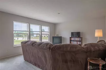 6643 Morrell Drive, Huber Heights, OH 45424 - Photo 12