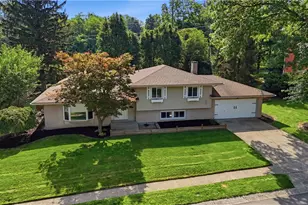 286 Pleasant Hill Dr, Centerville, OH 45459 - Photo 2
