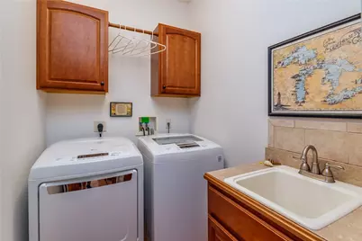 801 Hawk Avenue, Tipp City, OH 45371 - Photo 18