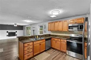 5469 Woodgate Dr, Huber Heights, OH 45424 - Photo 18