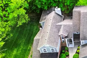 302 Elmwood Dr, Springboro, OH 45066 - Photo 2