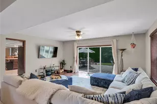 9320 Streamview Ct, Washington Twp, OH 45458 - Photo 2