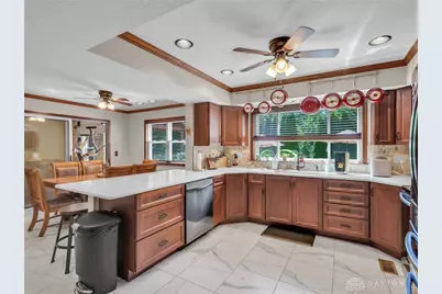9320 Streamview Court, Washington Twp, OH 45458 - Photo 8