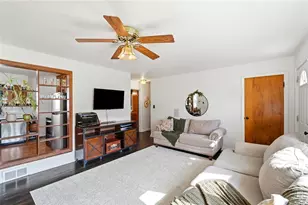 719 Lawnview Ave, Springfield Twp, OH 45505 - Photo 6
