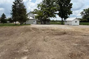 519 N Snyder Rd, Dayton, OH 45417 - Photo 10