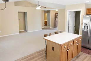 638 Willow Point Ct, Troy, OH 45373 - Photo 8