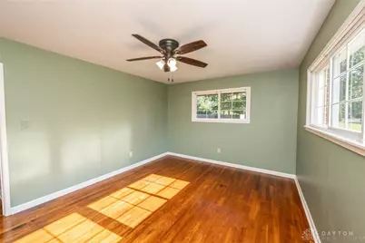 6123 Shady Oak Street, Huber Heights, OH 45424 - Photo 16