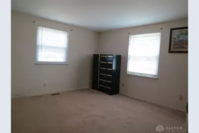 7001 Charing Court, Huber Heights, OH 45424 - Photo 16