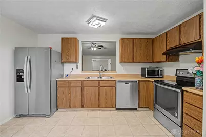 7816 Waterton Court, Trotwood, OH 45426 - Photo 12
