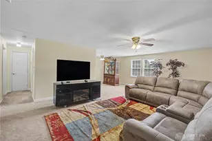 7816 Waterton Ct, Trotwood, OH 45426 - Photo 10