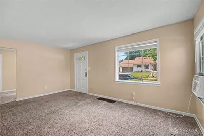 3842 Columbine Place, Dayton, OH 45405 - Photo 2