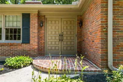 156 Manor Lane, Washington Twp, OH 45429 - Photo 12