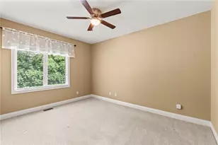 2314 Crestridge Dr, Butler Twp, OH 45414 - Photo 46