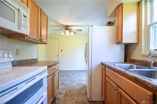 512 Carrlands Dr, Kettering, OH 45429 - Photo 12