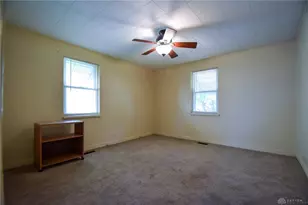 512 Carrlands Dr, Kettering, OH 45429 - Photo 16