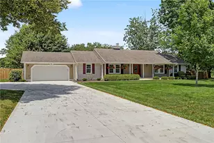 3842 Quailhollow Ct, Mad River Twp, OH 45502 - Photo 2