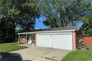 703 Hile Ln, Englewood, OH 45322 - Photo 2