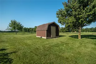 12284 Old Dayton Rd, Brookville, OH 45309 - Photo 20