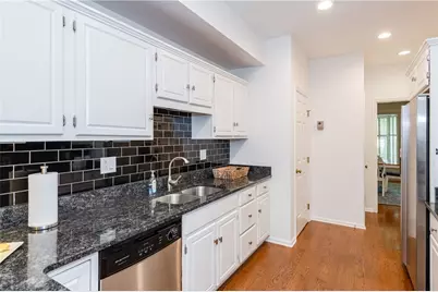 1015 Rubicon Road, Dayton, OH 45409 - Photo 10