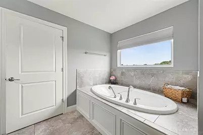 1350 Clydesdale Court, Washington Twp, OH 45458 - Photo 24
