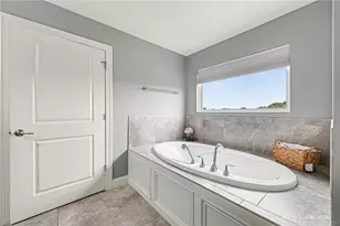 1350 Clydesdale Ct, Washington Twp, OH 45458 - Photo 24