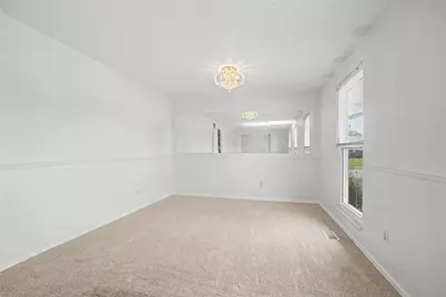 7361 Claircrest Drive, Huber Heights, OH 45424 - Photo 10
