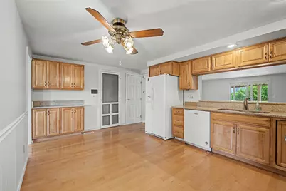 7361 Claircrest Drive, Huber Heights, OH 45424 - Photo 14