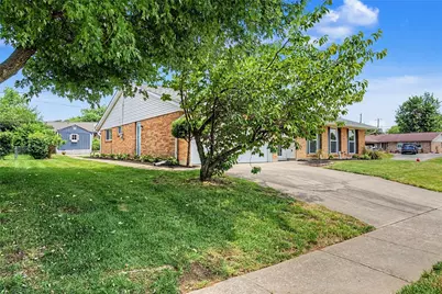 7361 Claircrest Drive, Huber Heights, OH 45424 - Photo 4
