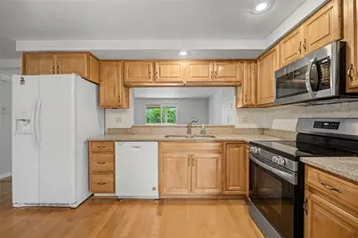7361 Claircrest Drive, Huber Heights, OH 45424 - Photo 12