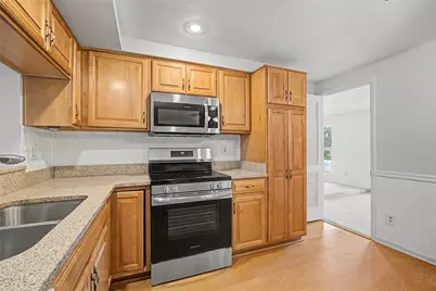 7361 Claircrest Drive, Huber Heights, OH 45424 - Photo 10