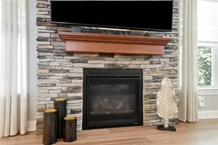 9468 Monaco Cir, Clear Creek Township, OH 45458 - Photo 8