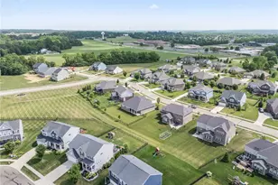 3581 Cypress Pointe Dr, Bellbrook, OH 45305 - Photo 12