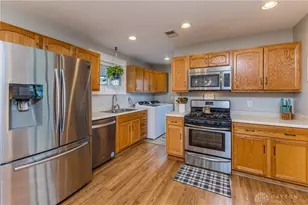 370 Skyview Dr, Vandalia, OH 45377 - Photo 12