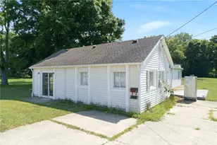990 S Main St, Springboro, OH 45066 - Photo 1