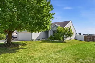 7304 Franklin Madison Rd, Franklin, OH 45005 - Photo 1