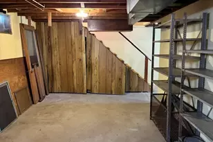 2520 Hollyview St NE, Canton, OH 44721 - Photo 48