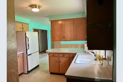 2520 Hollyview St NE, Canton, OH 44721 - Photo 18