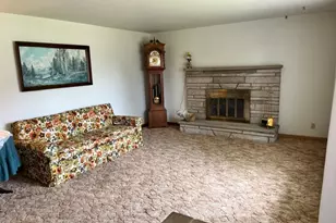 2520 Hollyview St NE, Canton, OH 44721 - Photo 6