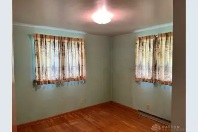 2520 Hollyview St NE, Canton, OH 44721 - Photo 34